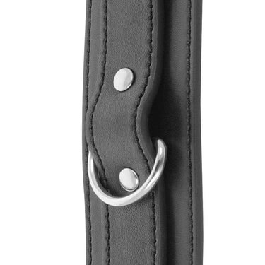 Manette Eleganti in Pelle PVC Regolabili per Esperienze Fetish e BDSM